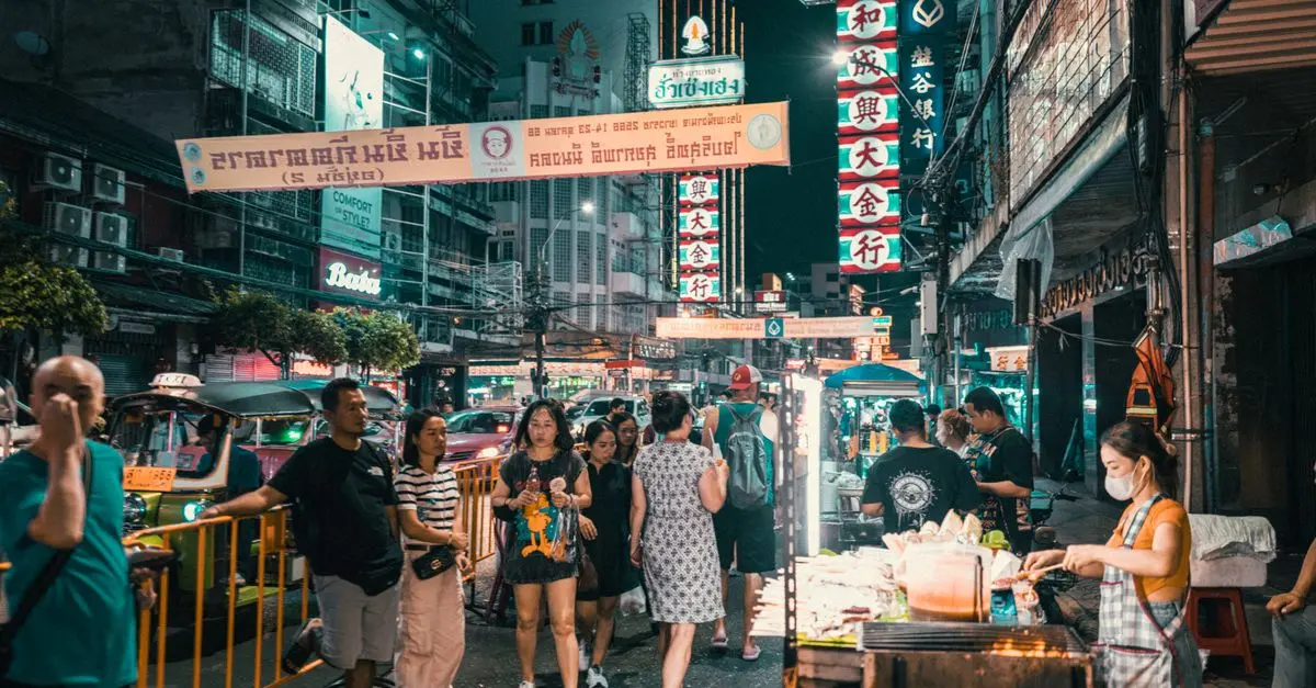 How to Travel on a Budget: Tips and Tricks