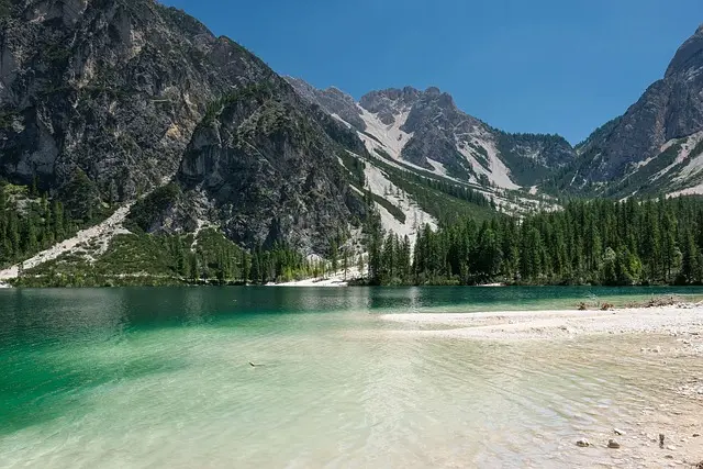 10 Pays à Découvrir Pour Échapper au Tourisme de Masse