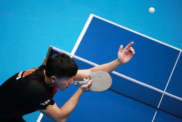 Comment choisir son partenaire de tennis pour progresser