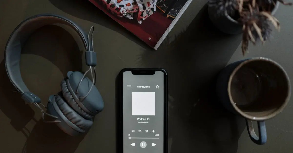 Top Podcasts You Can Listen to on Your Mobile Device