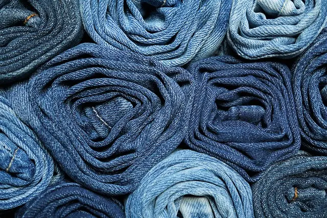 Comment créer une garde-robe capsule pour un style intemporel