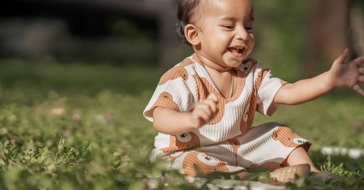 Comment Bien Choisir les Vêtements de Bébé pour l'Été
