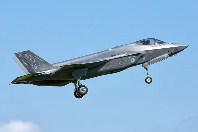 10 Essential Steps to Prepare for Your First Flight Training