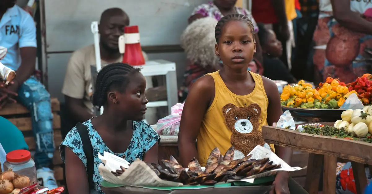 How to Embrace Local Cultures While Traveling: Essential Tips