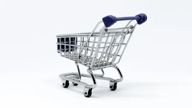 Comprendre l'impact du e-commerce sur la distribution sportive