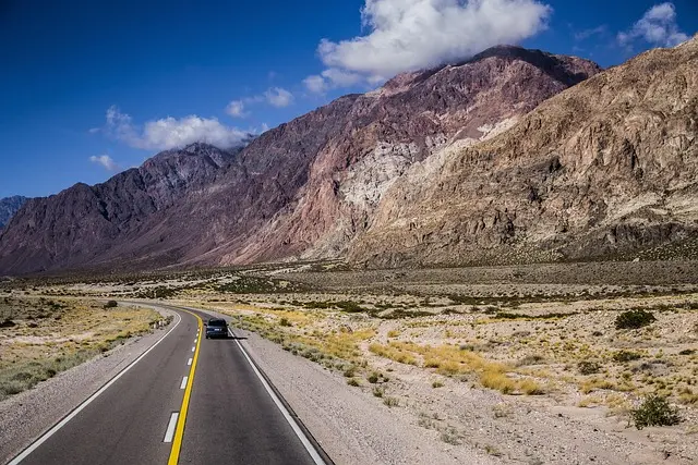 Les plus belles routes à emprunter pour un roadtrip inoubliable