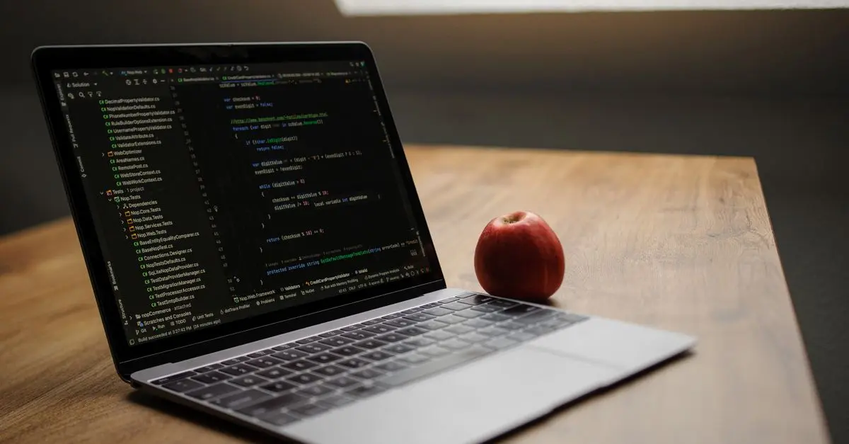 10 Essential Tips for Aspiring Developers to Build a Strong Foundation