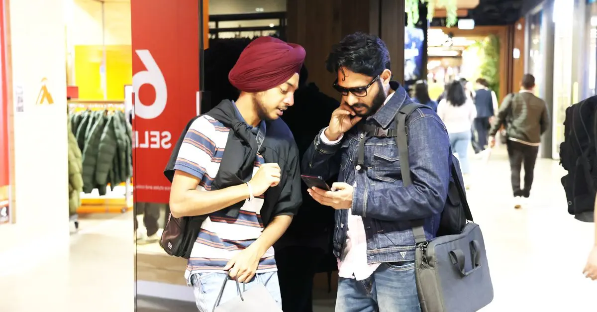 Comprendre l'impact des réseaux sociaux sur le retail moderne