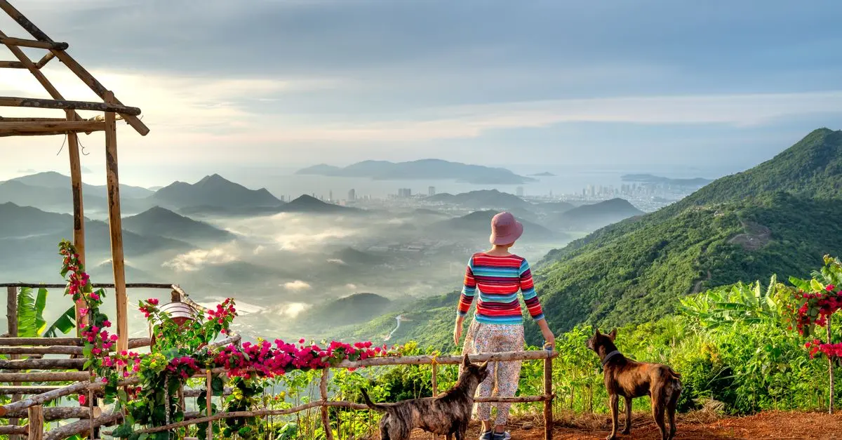 10 Essential Tips for Exploring the World Responsibly