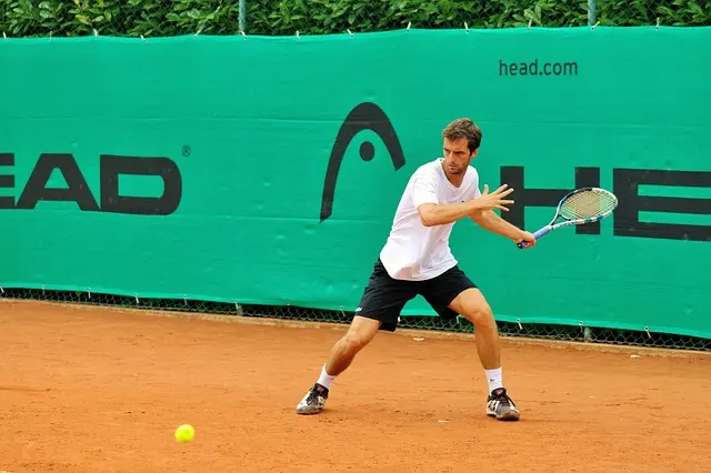 Comment la Technologie Transforme le Tennis des Étoiles