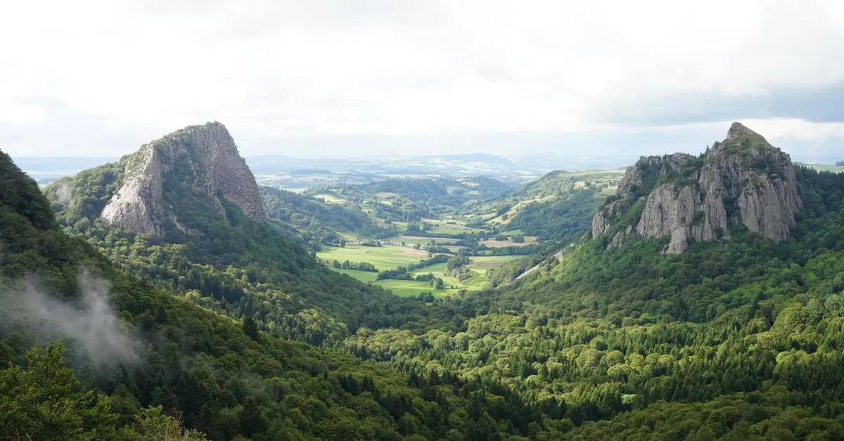 Les Meilleures Randonnées en France pour Énergiser Vos Escapades