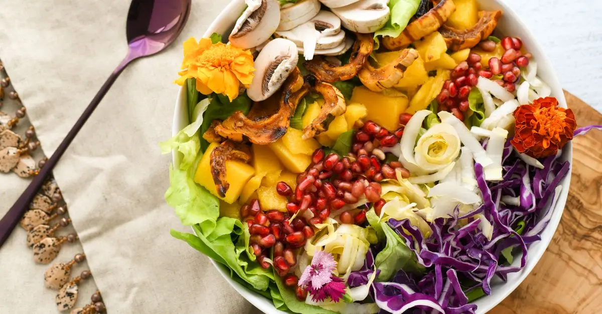 10 Easy Vegan Salad Recipes to Enjoy