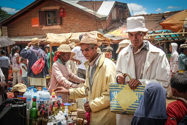 Comment l'économie locale influence votre e-commerce