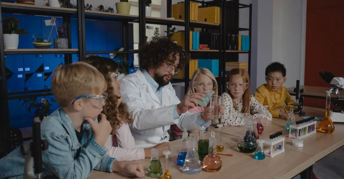 Apprentissage des Sciences par les Expériences Ludiques