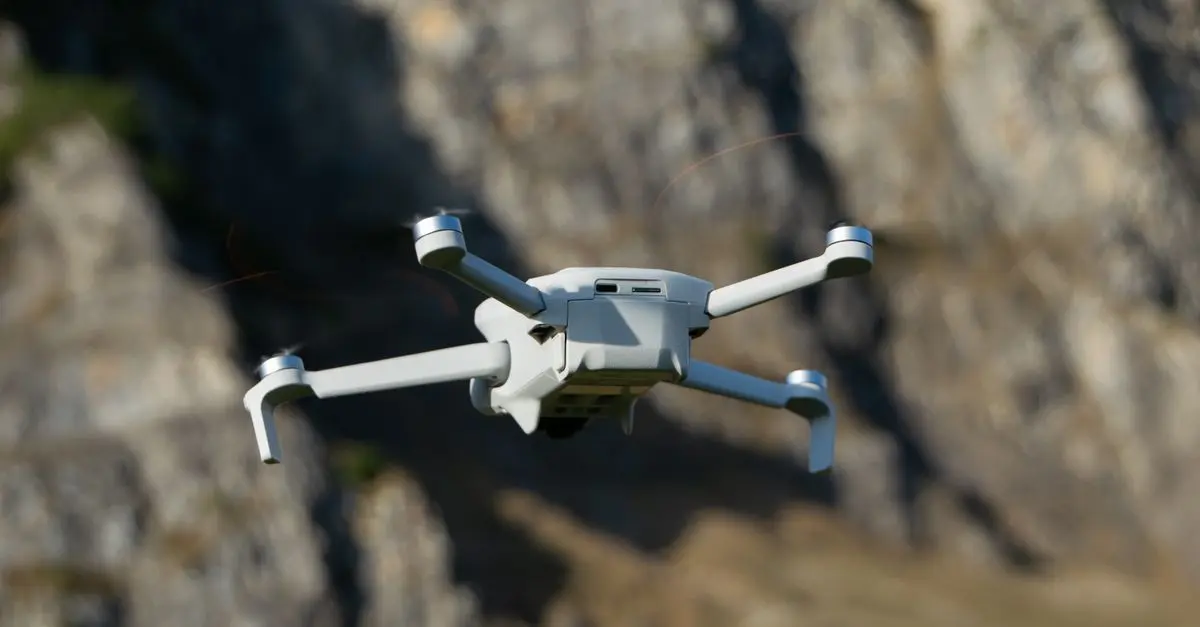 Guide pratique pour débuter en modélisme drone