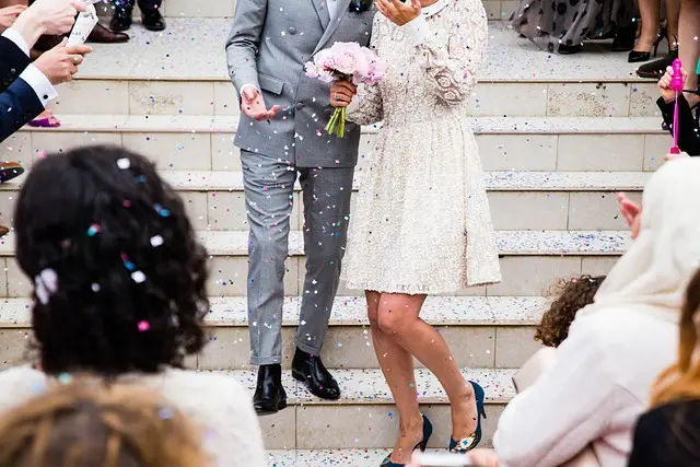 Comment Créer une Cérémonie de Mariage Émotionnelle et Unique