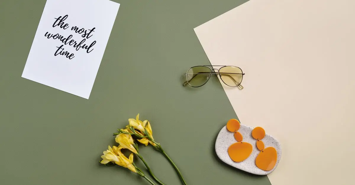 Jakie akcesoria na wiosnę będą must-have dla stylowej kobiety?