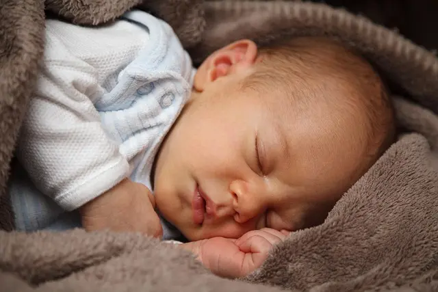 10 Astuces pour Créer un Espace de Jeu Sécurisé pour Bébé