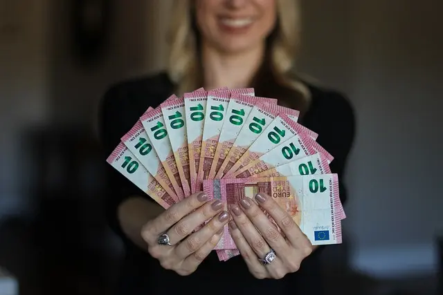 10 Conseils Pratiques pour Éviter les Erreurs Financières