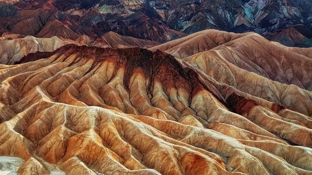 Comment les formations géologiques influencent nos paysages