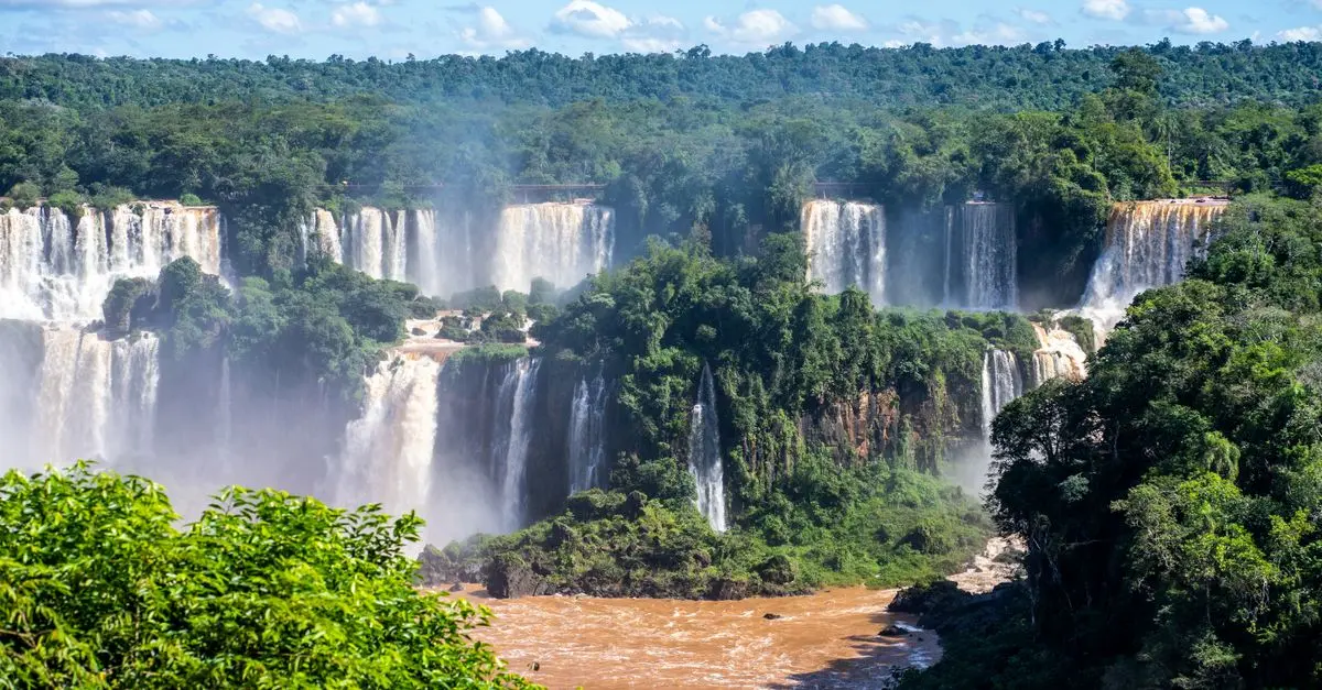 Les Plus Belles Destinations d'Écotourisme à Découvrir