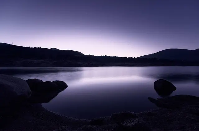 Cómo disfrutar de la vida nocturna en España: consejos y lugares