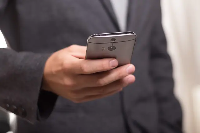 Nouveaux défis des télécommunications : enjeux et stratégies