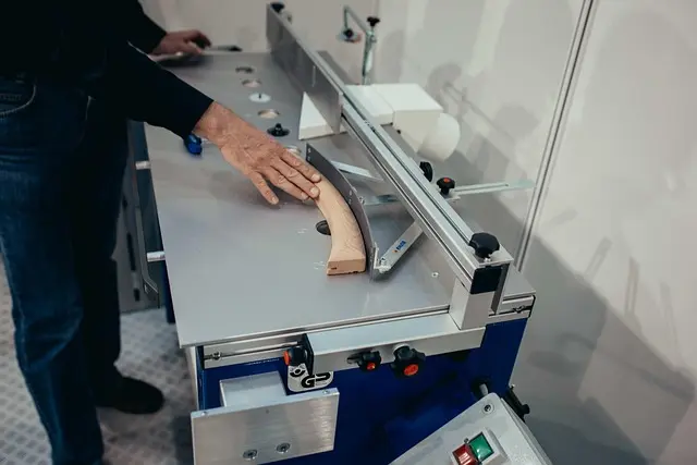 5 Techniques d'Assemblage Rapides pour Menuisiers Efficaces