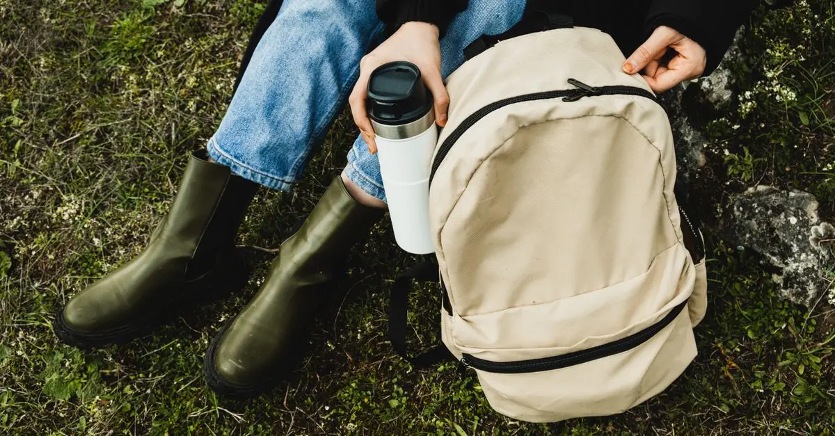 Minimalisme Voyage : 7 Conseils Pratiques pour Voyager Légèrement