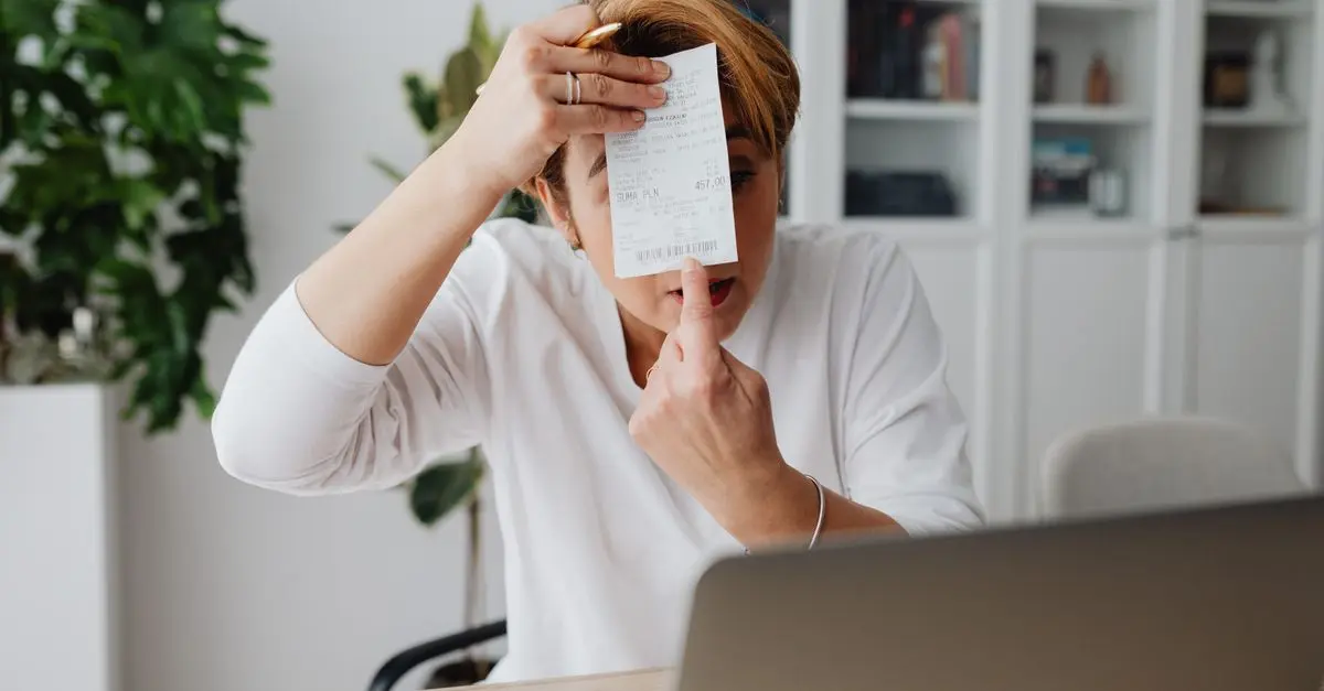 Comment éviter les frais cachés lors de vos achats en ligne
