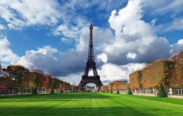 Comment choisir le bon robinet pour votre cuisine à Paris