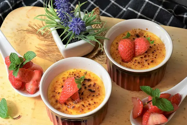 Cómo preparar un auténtico flan español: Receta y secretos