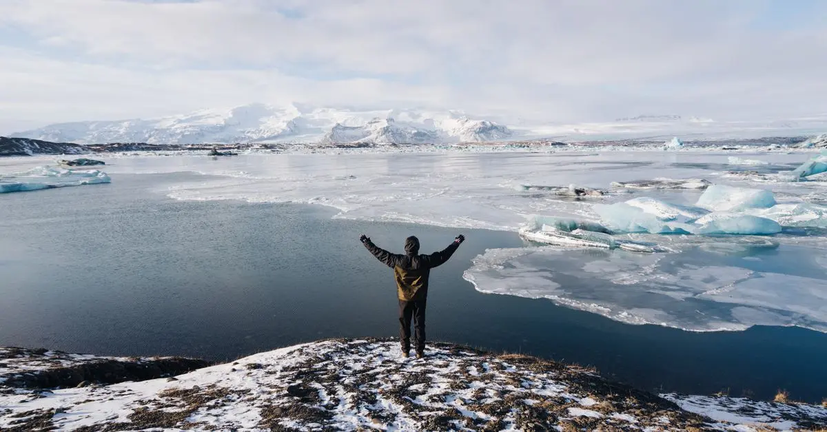 Comment Le Minimalisme Transforme Votre Vision Du Voyage
