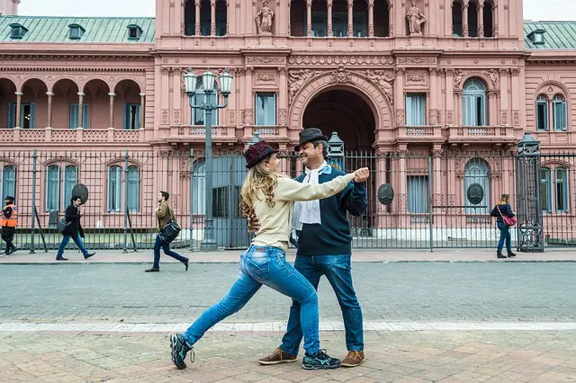 Cómo Elegir el Jardín Ideal para tu Espacio Exterior