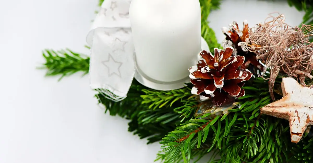 10 Idées de Décorations de Noël Écologiques à Réaliser