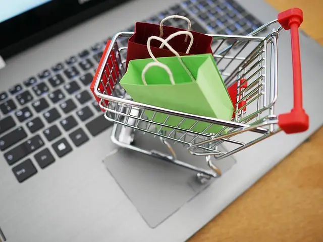 Les meilleures stratégies pour économiser en supermarché online