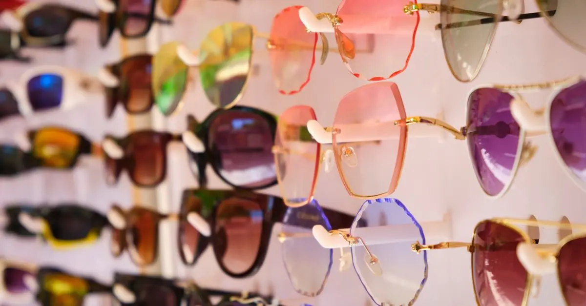 10 accessoires mode essentiels pour un look réussi