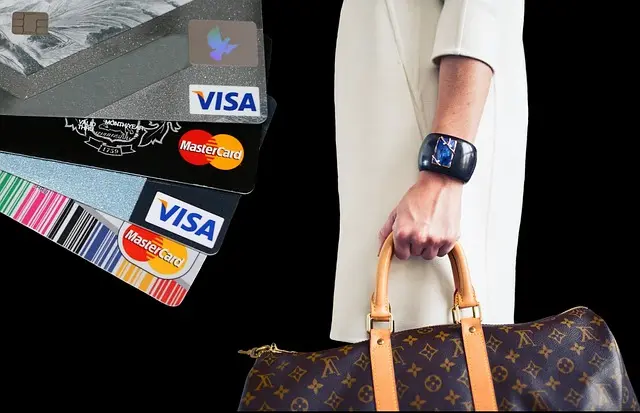 Innovative Payment Methods Transforming Tech Shopping