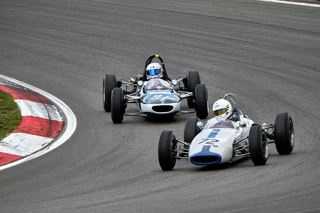 Les Rivalités Légendaires de la F1 : Une Histoire de Passion