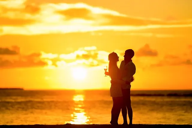 Cómo disfrutar de un viaje romántico en España: destinos y consejos