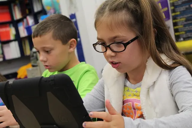 cómo la educación digital fomenta el aprendizaje autónomo