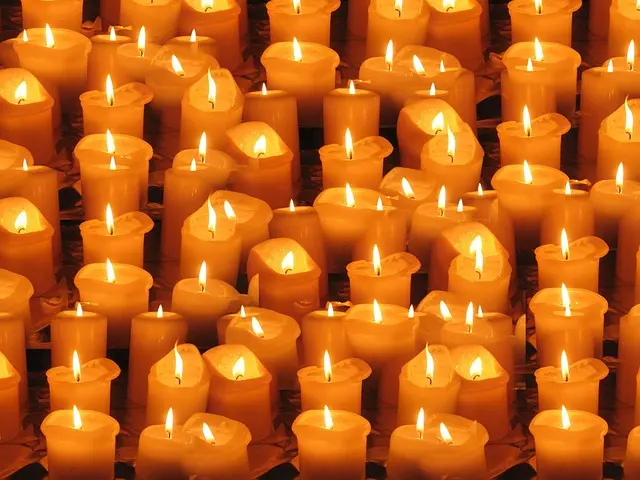Comment choisir des rituels symboliques pour un service mémorial