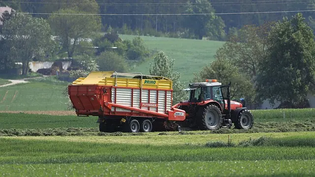 Comment bien charger votre remorque agricole pour la sécurité