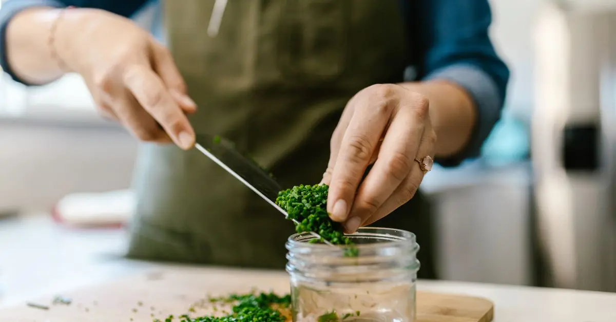 Cómo preparar salsas caseras que transformarán tus platos