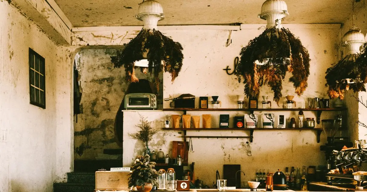 10 Astuces DIY pour Éclairer votre Décoration Intérieure