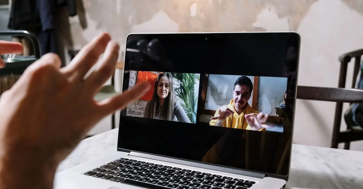Utiliser les témoignages clients dans vos webinars