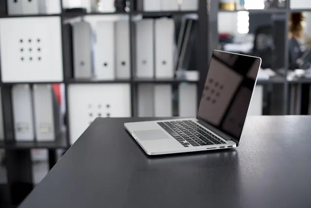 Jak zastosowanie technologii kwantowej zmienia przemysł?