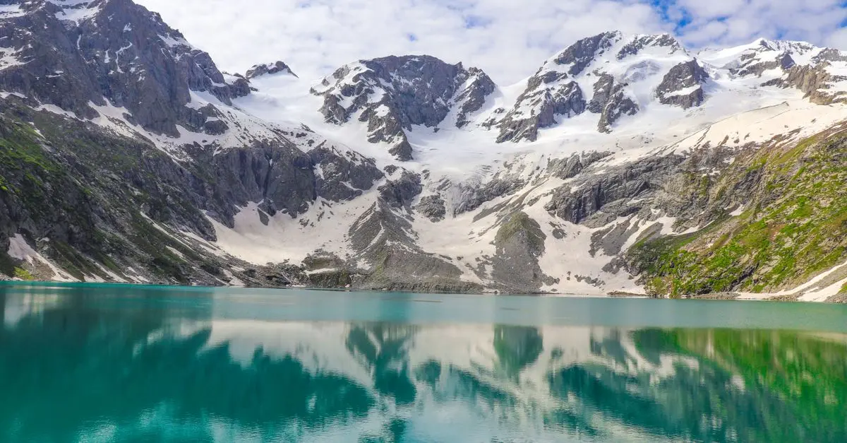 Must-Visit Natural Wonders for Your Next Getaway