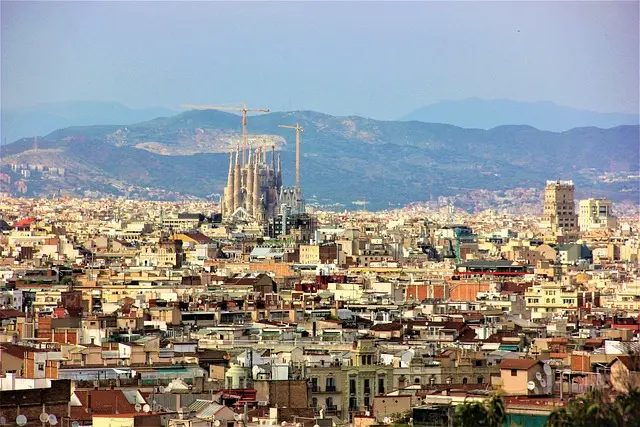 Cómo Prepararte para Viajar a España: Consejos Esenciales