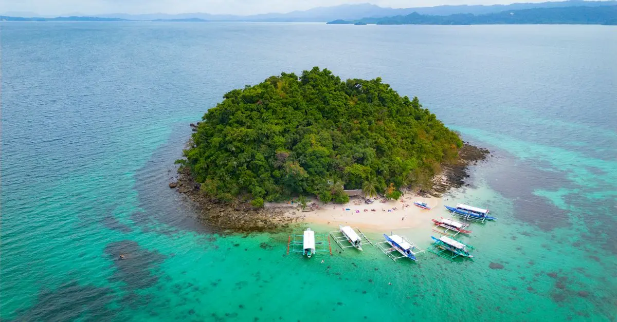Les îles oubliées à explorer : trésors cachés de la planète